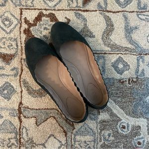 Chloe scalloped flats green suede